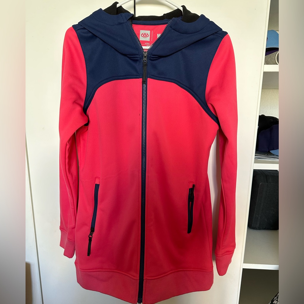 686 Zip Up